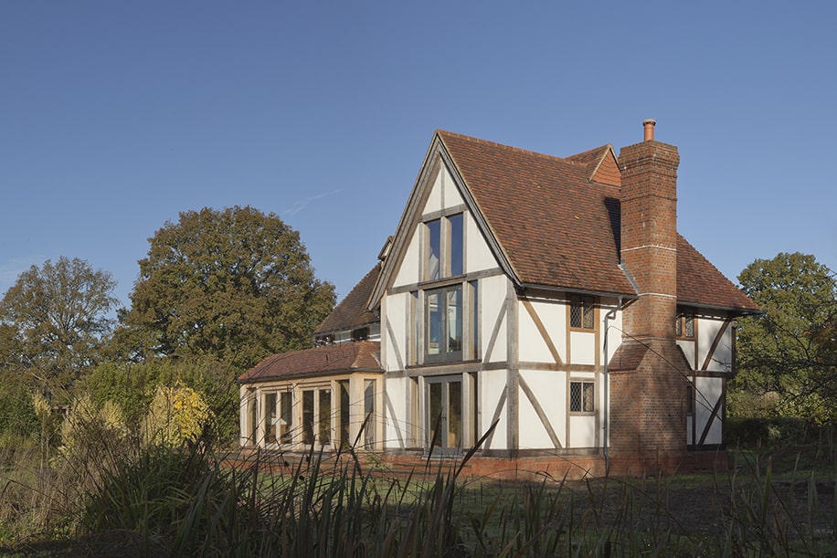 Ashfield oak frame extension, external view of house