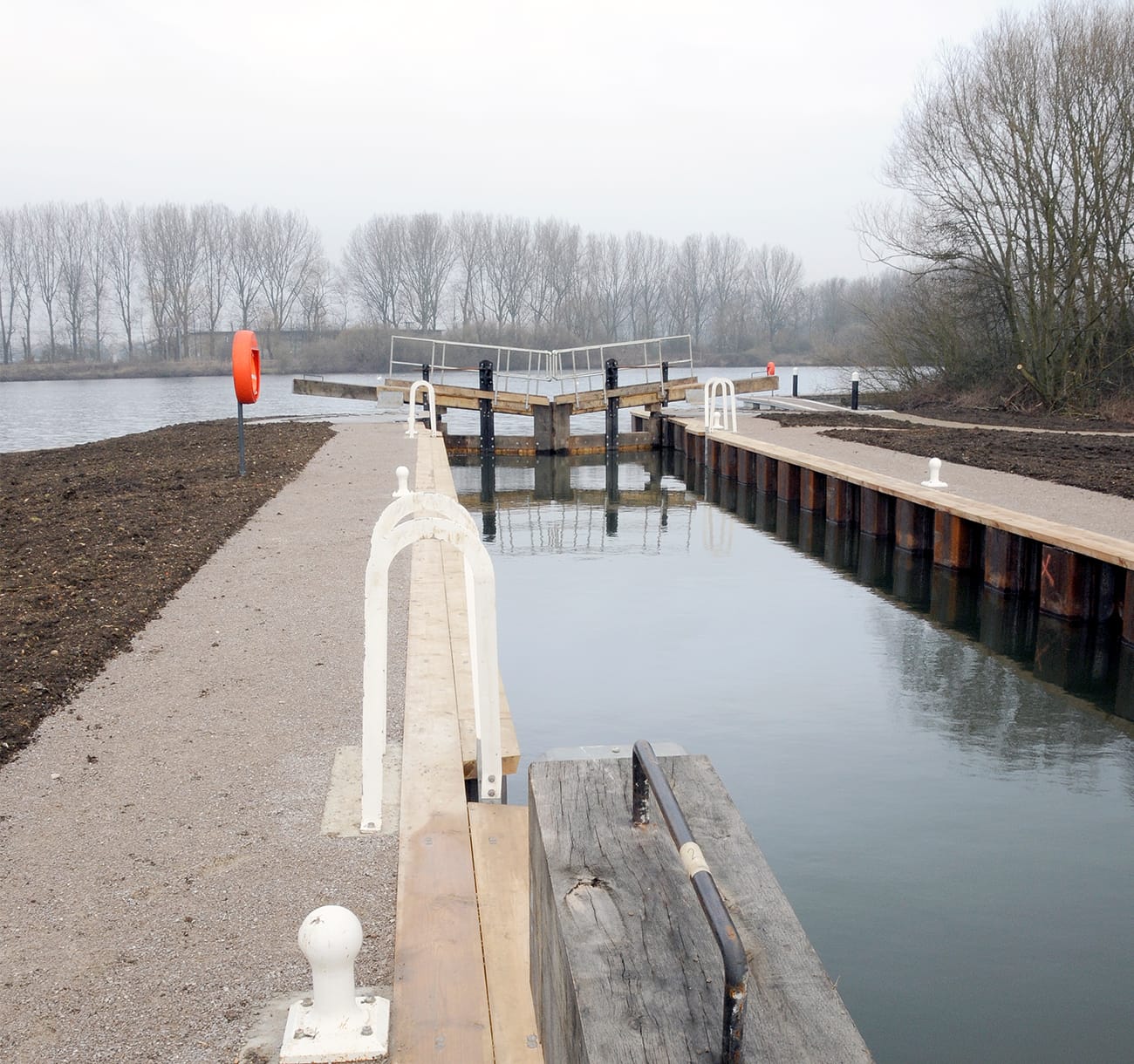 oak lock gates
