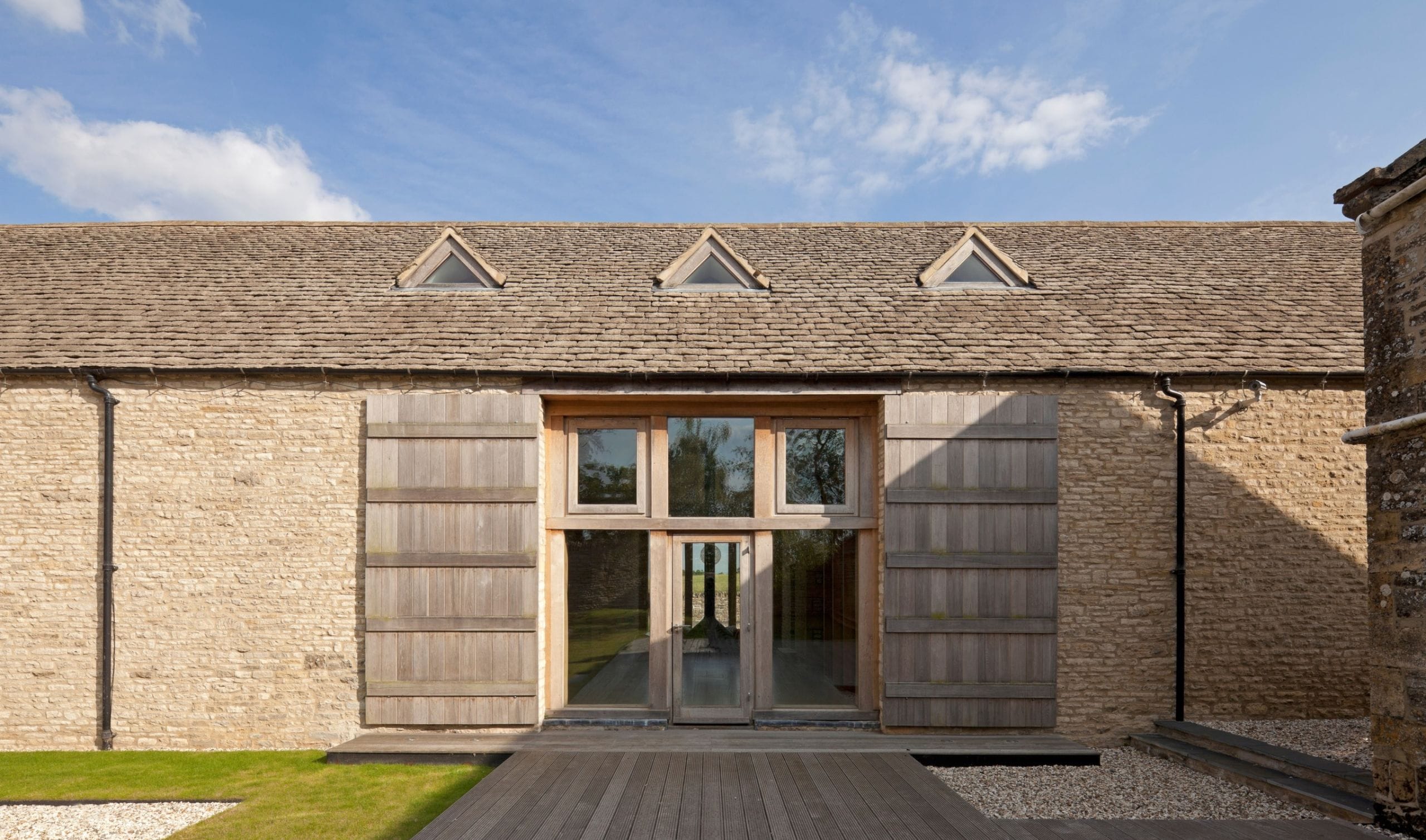 Oak Frame Extension showcasing the oak doors